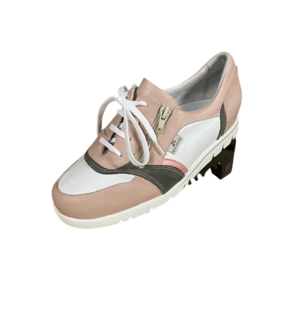 Basket femme en cuir rose et blanc avec lacets et fermeture éclair latérale, semelle blanche.